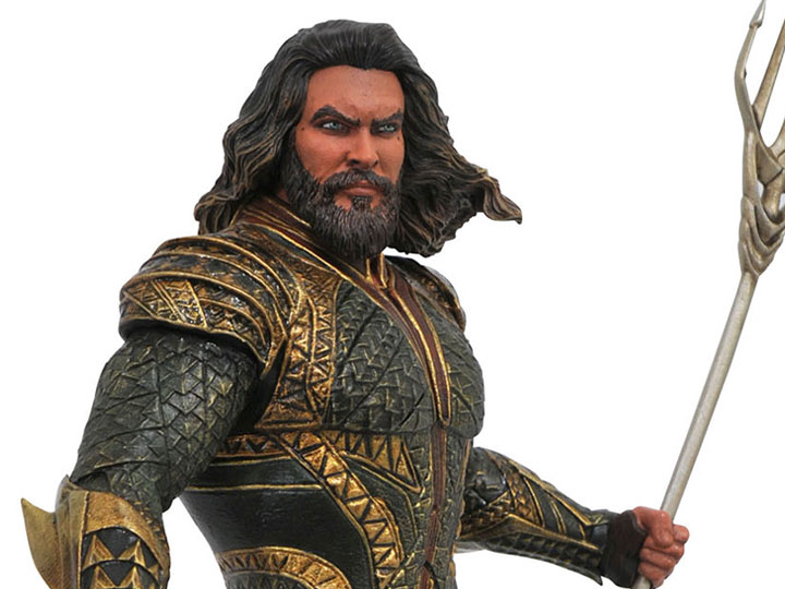 Justice League Gallery Aquaman Figure Gallery Image 1