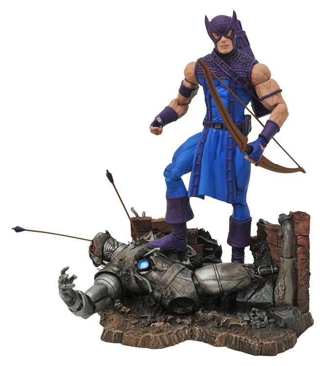 Marvel Select Classic Hawkeye Gallery Image 3
