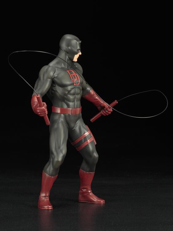 Marvel The Defenders ArtFX+ Daredevil (Black Suit) Statue Gallery Image 4