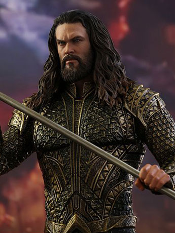 Justice League MMS447 Aquaman 1/6th Scale Collectible Figure Gallery Image 2
