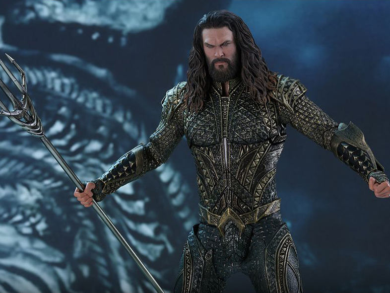 Justice League MMS447 Aquaman 1/6th Scale Collectible Figure Gallery Image 10
