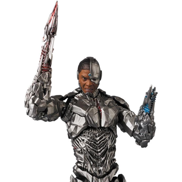Justice League MAFEX No.063 Cyborg Action Figure Gallery Image 7