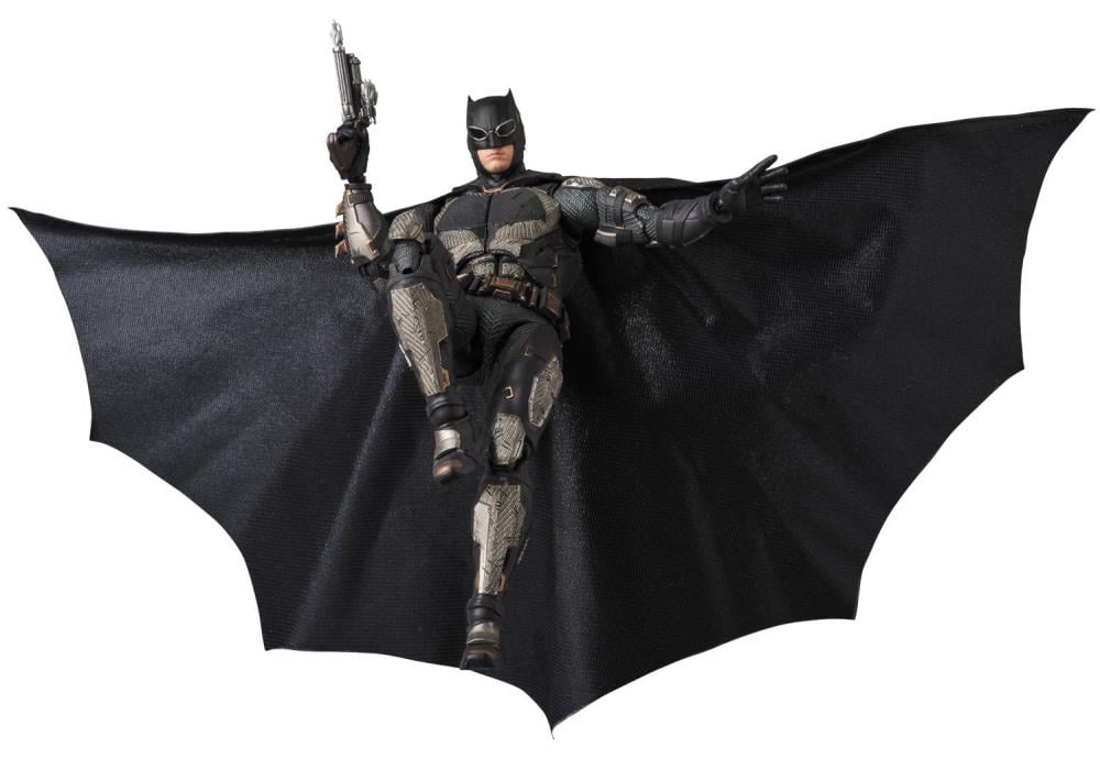 Justice League MAFEX No.064 Batman (Tactical Suit) Action Figure Gallery Image 5