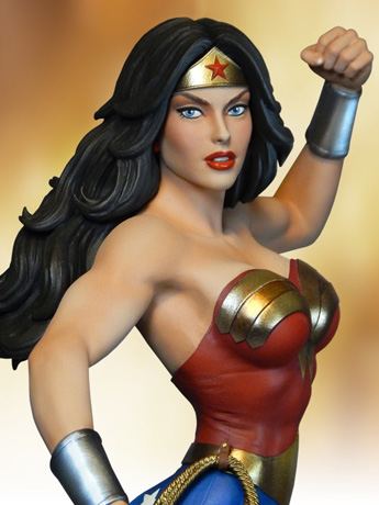 DC Comics Super Powers Collection Wonder Woman Maquette Gallery Image 2