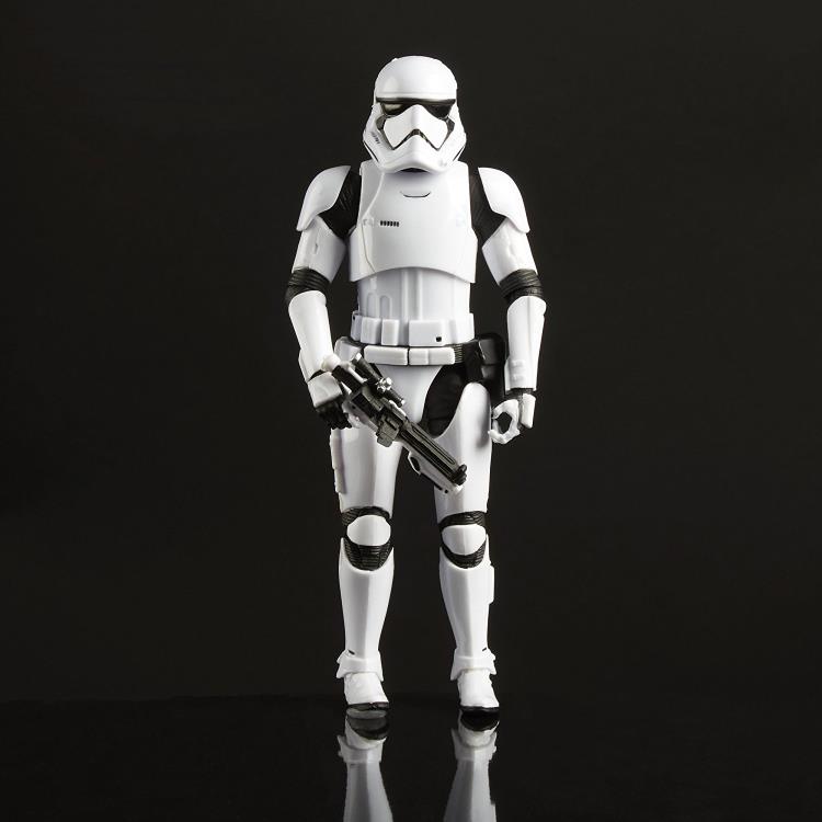 Star Wars: The Black Series 6" First Order Stormtrooper With Gear (The Last Jedi) Exclusive Gallery Image 7