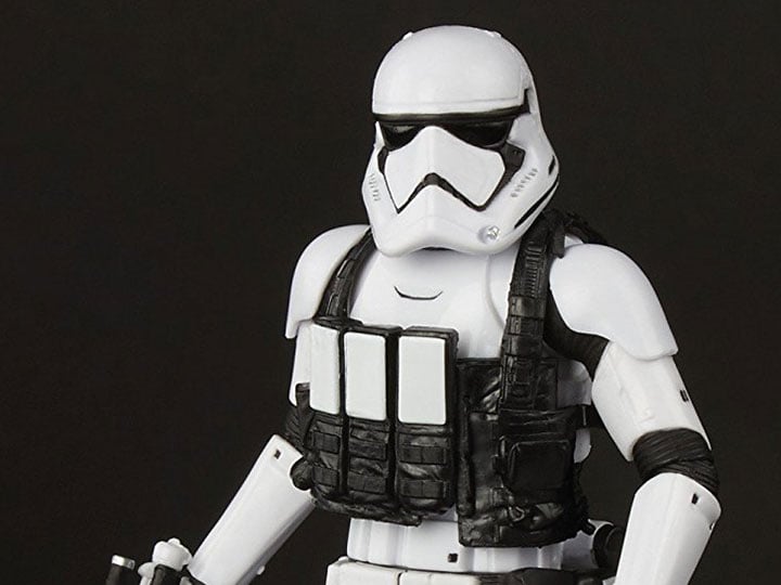 Star Wars: The Black Series 6" First Order Stormtrooper With Gear (The Last Jedi) Exclusive Gallery Image 1