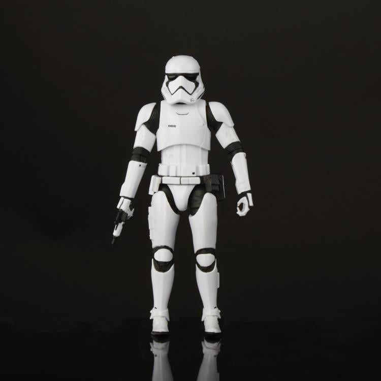 Star Wars: The Black Series 6" First Order Stormtrooper With Gear (The Last Jedi) Exclusive Gallery Image 10