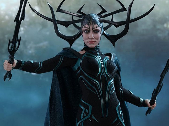 Thor: Ragnarok MMS449 Hela 1/6th Scale Collectible Figure Gallery Image 1