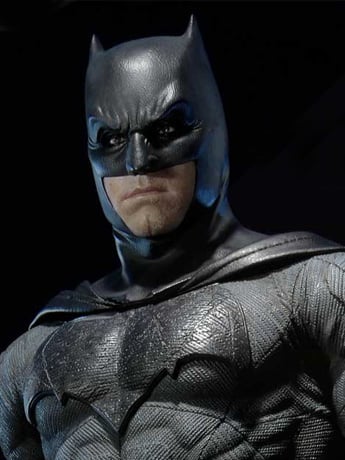 Justice League Museum Masterline Batman Statue Gallery Image 2
