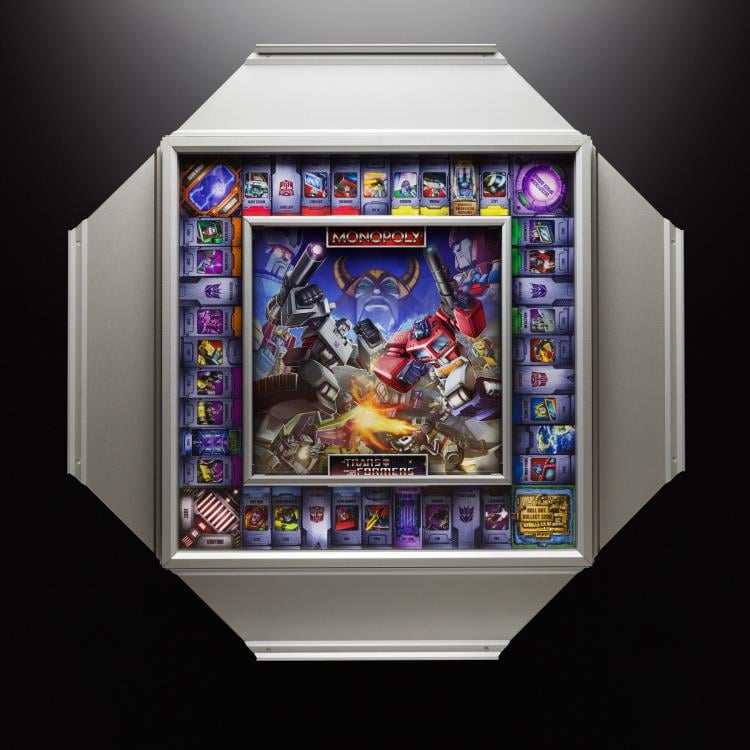Monopoly: Transformers Deluxe Collector's Edition Gallery Image 3