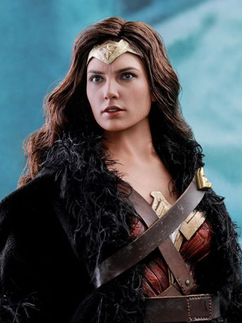 Justice League MMS451 Wonder Woman (Deluxe Ver.) 1/6th Scale Collectible Figure Gallery Image 2