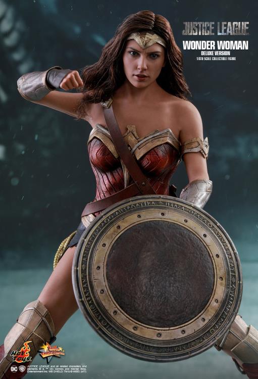 Justice League MMS451 Wonder Woman (Deluxe Ver.) 1/6th Scale Collectible Figure Gallery Image 12