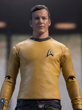 Star Trek Captain James T. Kirk Action Figure Gallery Image 2