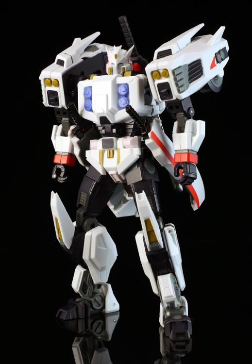 Reformatted R-32 Stray Gallery Image 3