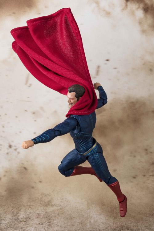 Justice League S.H.Figuarts Superman Gallery Image 7