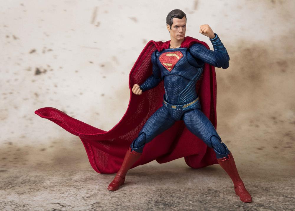 Justice League S.H.Figuarts Superman Gallery Image 5