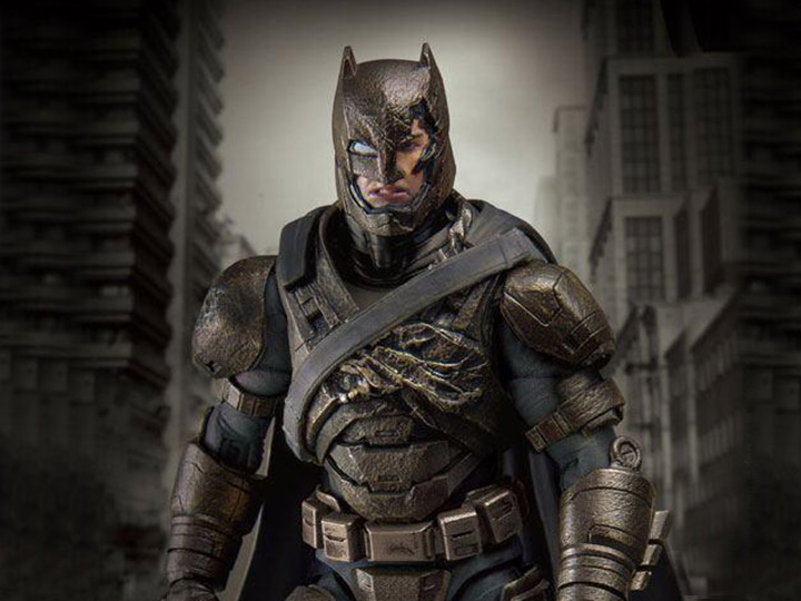 Batman v Superman Dynamic 8ction Heroes DAH-005 Armored Batman (Damaged Ver.) PX Previews Exclusive Gallery Image 1