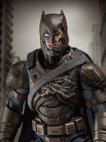 Batman v Superman Dynamic 8ction Heroes DAH-005 Armored Batman (Damaged Ver.) PX Previews Exclusive Gallery Image 2