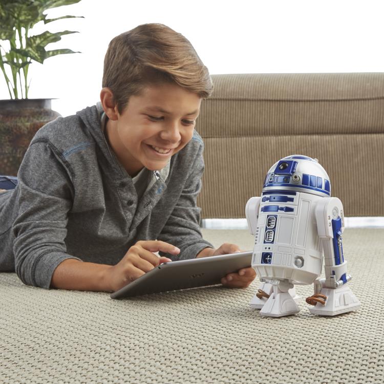 Star Wars R/C Smart R2-D2 Gallery Image 4