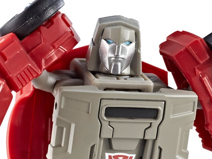 Transformers Power of the Primes Legends Windcharger Gallery Image 1