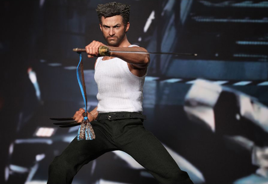 The Wolverine MMS220 Wolverine 1/6th Scale Collectible Figure Gallery Image 8