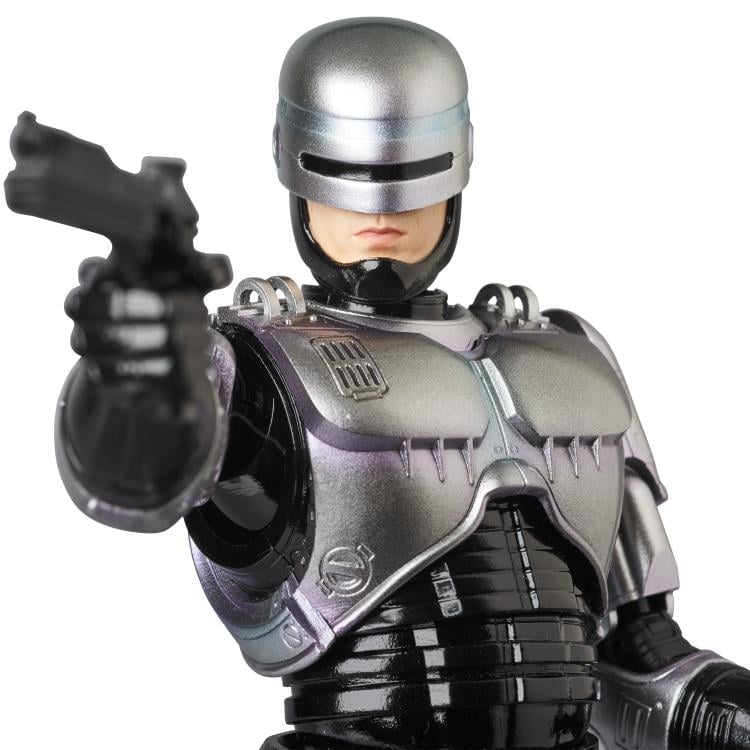 RoboCop MAFEX No.067 RoboCop Action Figure Gallery Image 13