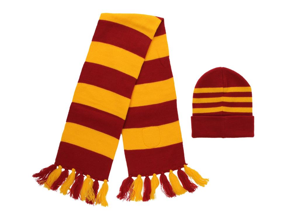 Harry Potter Hogwarts Knit Hat & Knit Scarf Set Gallery Image 3