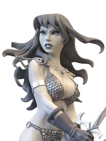 Red Sonja Black & White Statue (Amanda Conner) Gallery Image 2