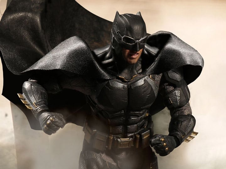 Justice League One:12 Collective Batman (Tactical Suit) Gallery Image 1