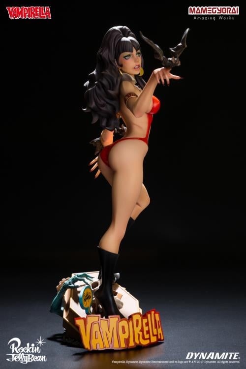 Dynamite vs. Rockin' Jelly Bean Super Mixture Model Vol.3 Vampirella Gallery Image 6