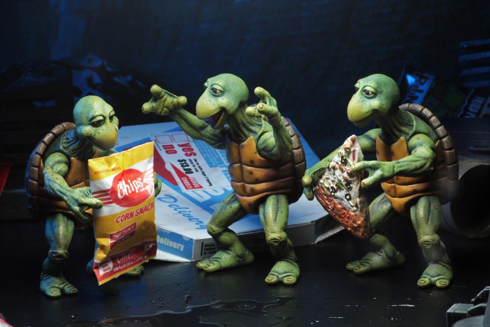 Teenage Mutant Ninja Turtles (1990 Movie) Baby Turtles 1/4 Scale Figure Set Gallery Image 7