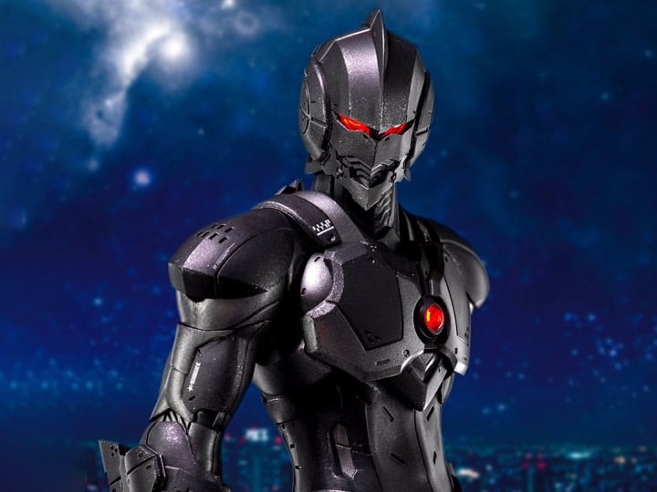 Ultraman Suit (Stealth Version) 1/6 Scale Collectible Figure Gallery Image 1