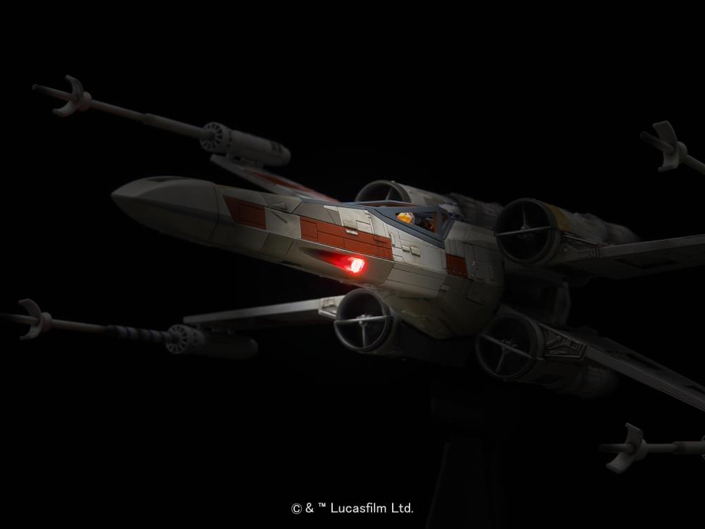 Star Wars X-Wing Starfighter (Moving Edition) 1/48 Scale Model Kit Gallery Image 12