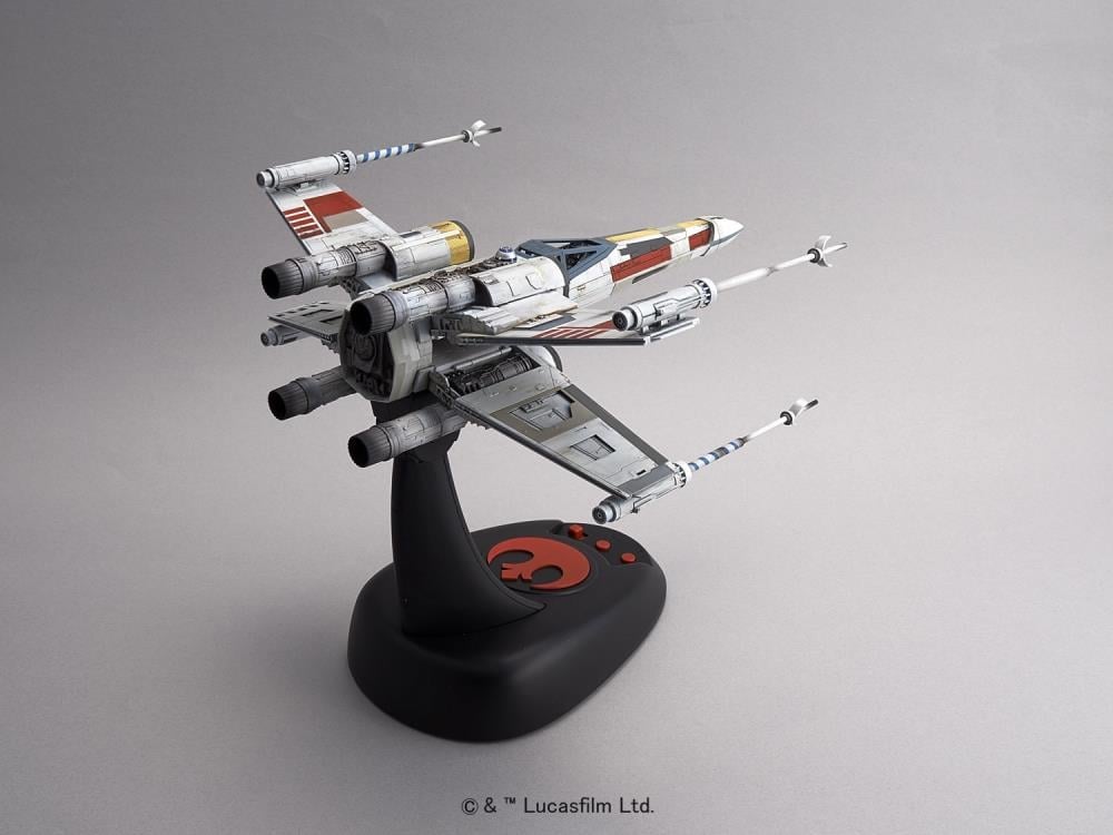 Star Wars X-Wing Starfighter (Moving Edition) 1/48 Scale Model Kit Gallery Image 9