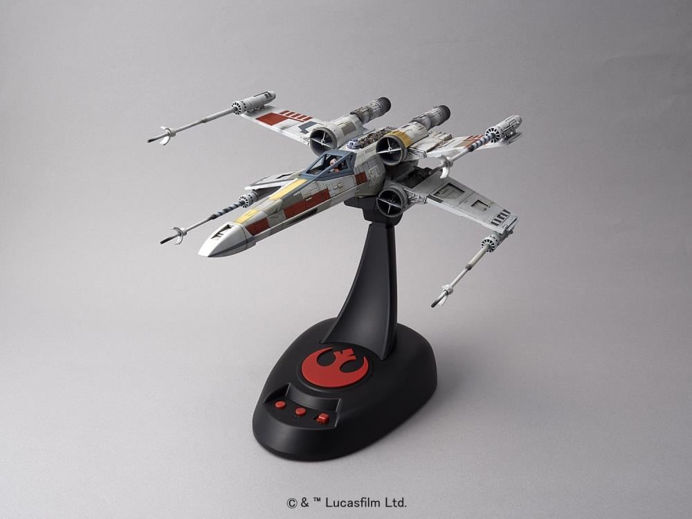 Star Wars X-Wing Starfighter (Moving Edition) 1/48 Scale Model Kit Gallery Image 5