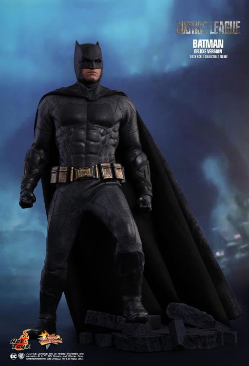 Justice League MMS456 Batman (Deluxe) 1/6th Scale Collectible Figure Gallery Image 8