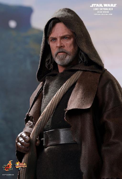 Star Wars: The Last Jedi MMS458 Luke Skywalker (Deluxe) 1/6th Scale Collectible Figure Gallery Image 14