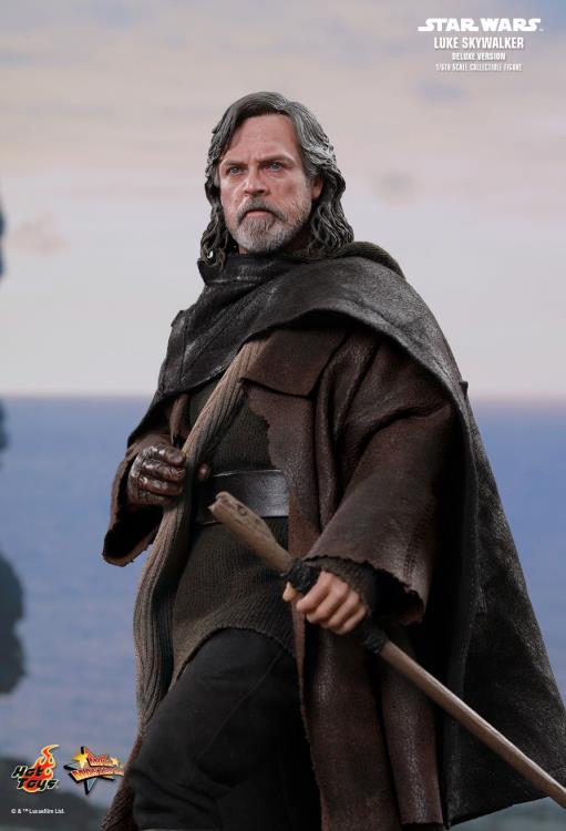 Star Wars: The Last Jedi MMS458 Luke Skywalker (Deluxe) 1/6th Scale Collectible Figure Gallery Image 13