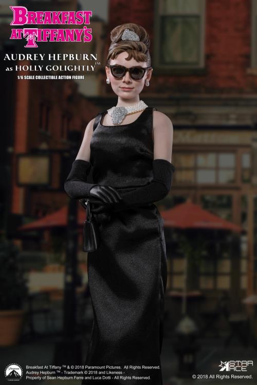 Breakfast at Tiffany's Holly Golightly (Deluxe) 1/6 Scale Figure Gallery Image 5