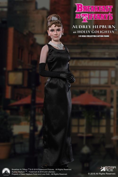 Breakfast at Tiffany's Holly Golightly (Deluxe) 1/6 Scale Figure Gallery Image 4