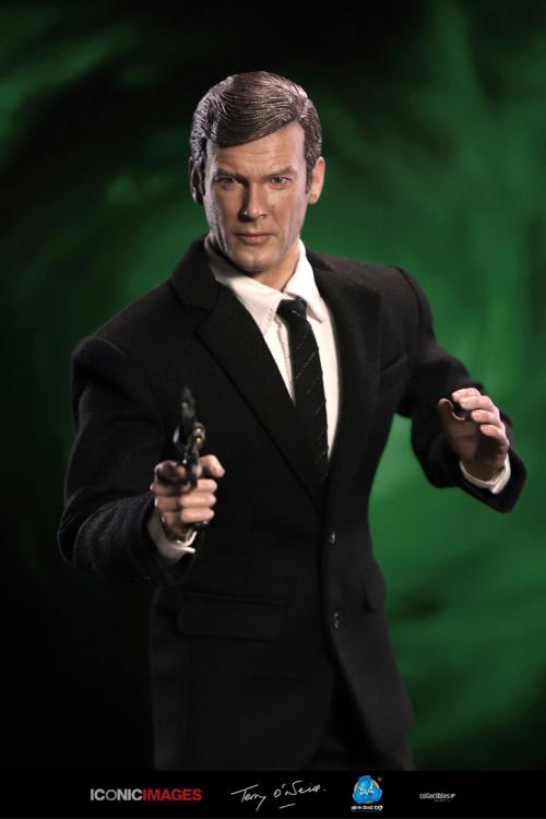Roger Moore 1/6 Scale Figure Gallery Image 10