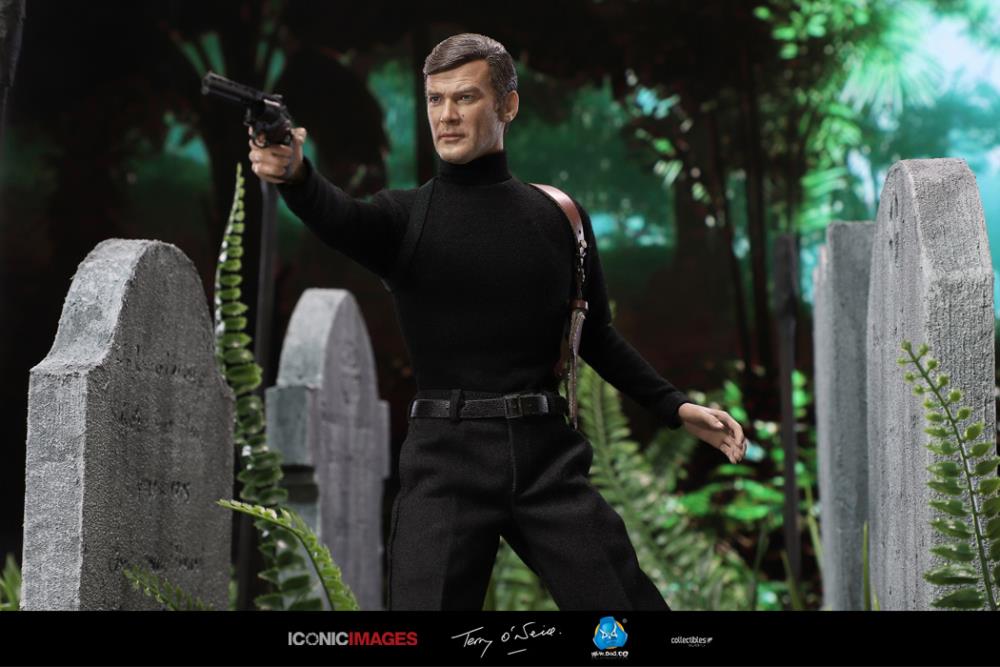 Roger Moore 1/6 Scale Figure Gallery Image 7