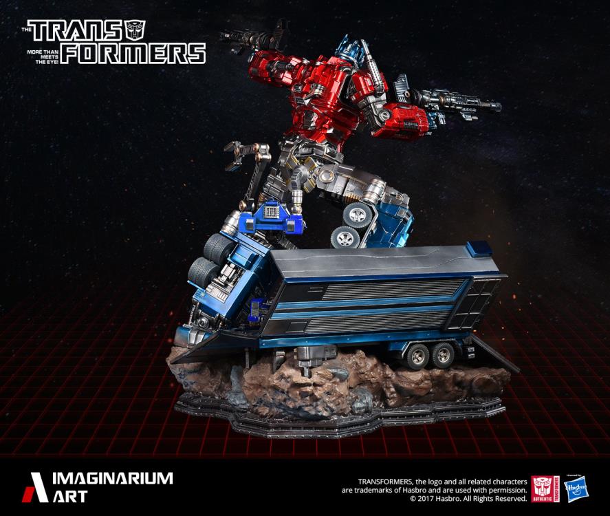 Transformers Generation 1 Optimus Prime Limited Edition Statue Gallery Image 7