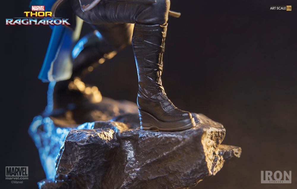 Thor: Ragnarok Battle Diorama Series Valkyrie 1/10 Art Scale Statue Gallery Image 9