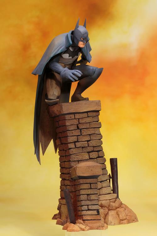 Batman: Gotham by Gaslight ArtFX+ Batman Statue Gallery Image 7