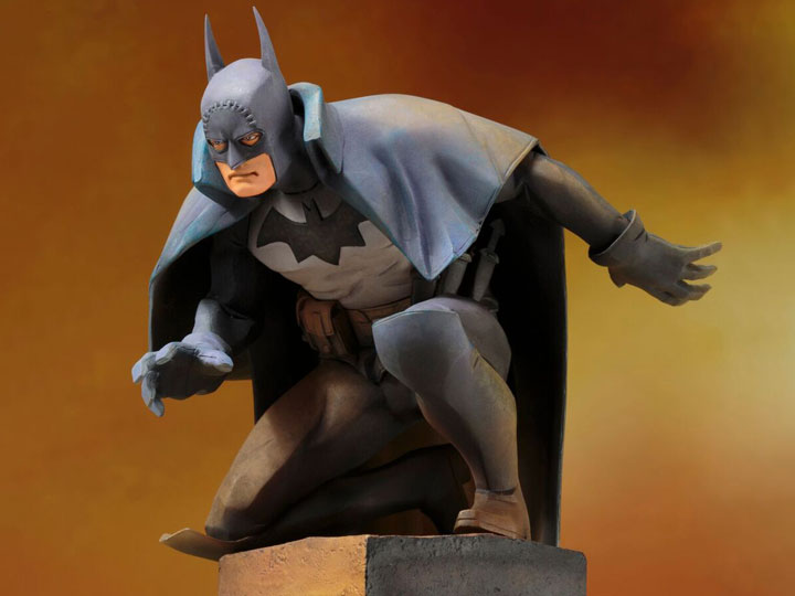 Batman: Gotham by Gaslight ArtFX+ Batman Statue Gallery Image 1