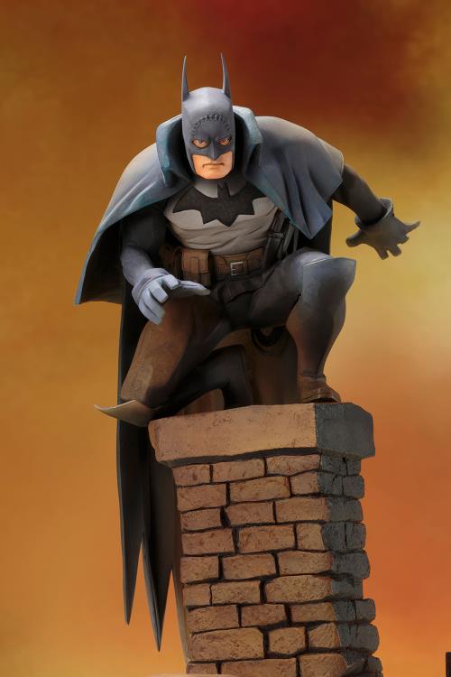 Batman: Gotham by Gaslight ArtFX+ Batman Statue Gallery Image 3