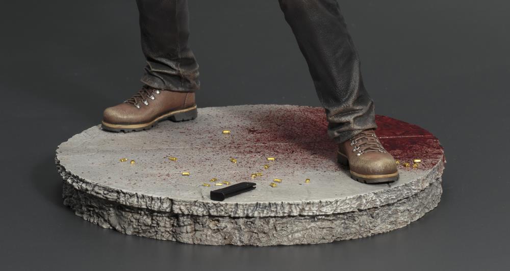 Resident Evil: Vendetta ArtFX Leon S. Kennedy Statue Gallery Image 10