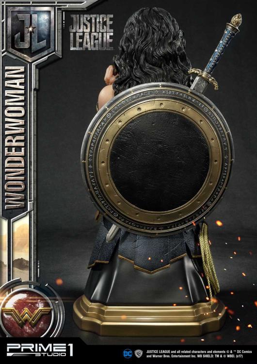 Justice League Wonder Woman Premium Bust Gallery Image 7