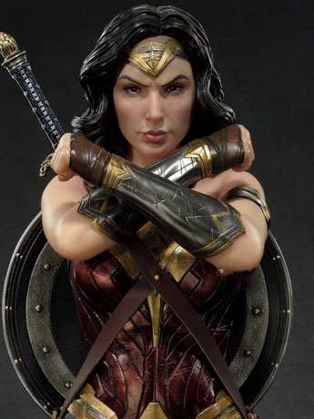 Justice League Wonder Woman Premium Bust Gallery Image 2